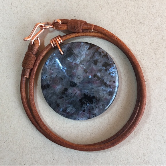 Jewelry - 16” Larvikite Gemstone Leather Choker Necklace